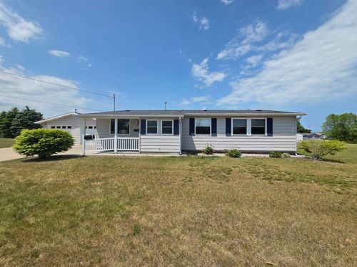 10108 Virginia St, Oscoda, MI, 48750-1903 | Card Image