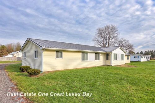 11078 Prior Road, Swan Creek Twp, MI, 48655 | Card Image