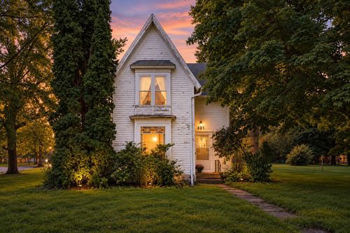 401 Park Street, Freeborn, MN, 56032 | Card Image