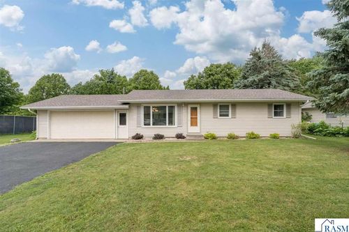 904 Mayvis Blvd, Mankato, MN, 56001-4278 | Card Image