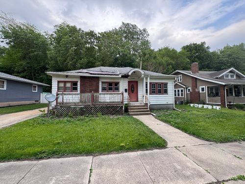 43 Westclox Ave, Peru, IL, 61354-2049 | Card Image