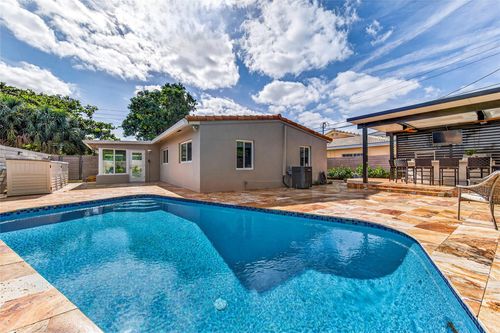 1763 Ne 15th St, Fort Lauderdale, FL, 33304-1359 | Card Image