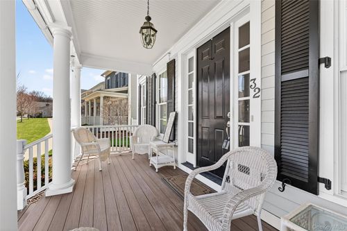 32 Cowdrey St, Warwick, NY, 10990-3567 | Card Image