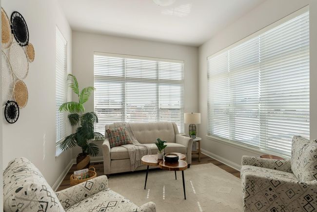 913 S Mary Grace Ct, Condo with 2 bedrooms, 2 bathrooms and null parking in Grafton WI | Image 8