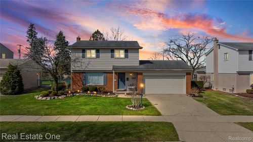 14061 Woodside St, Livonia, MI, 48154-5269 | Card Image