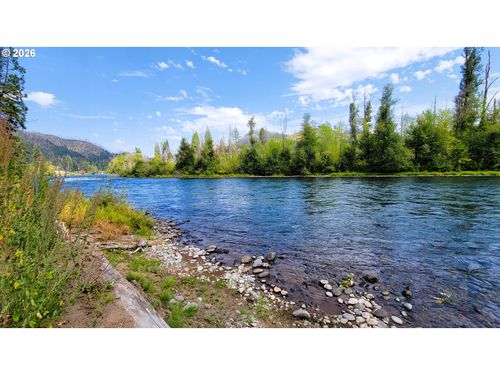 49570 Mckenzie Hwy, Vida, OR, 97488-9712 | Card Image