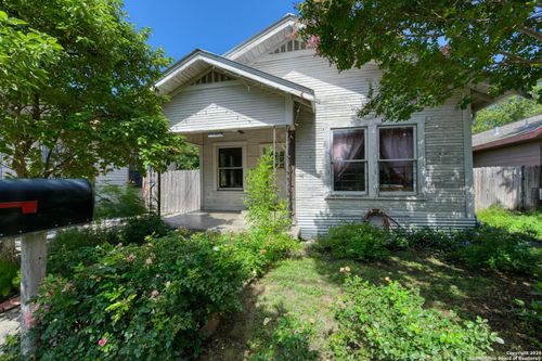 1019 Saint James, San Antonio, TX, 78202-1354 | Card Image