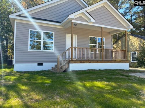 213 Spreading Branch Dr, Hopkins, SC, 29061-9344 | Card Image