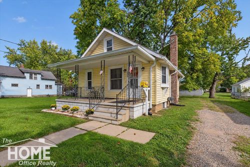 553 Harrison Ave, Owosso, MI, 48867-3739 | Card Image