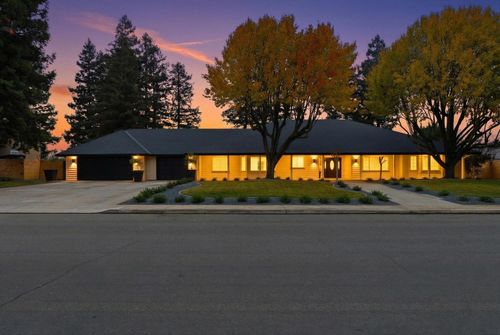 7304 Spy Glass Dr, Modesto, CA, 95356-9575 | Card Image