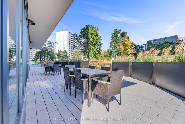 910 - 1461 Lawrence Ave W, Condo with 3 bedrooms, 3 bathrooms and null parking in Toronto ON | Image 28