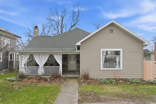 123 W 1st St, Warren, IN, 46792-4602 | Card Image