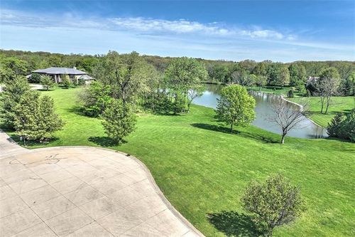2030 Buckhead Ln, Decatur, IL, 62521-7844 | Card Image