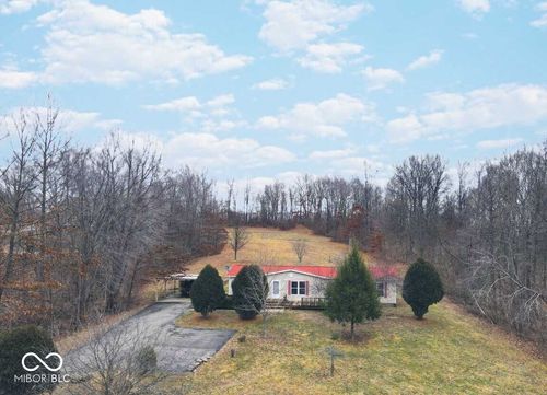 9158 E Dogwood Rd, Bloomfield, IN, 47424-5556 | Card Image