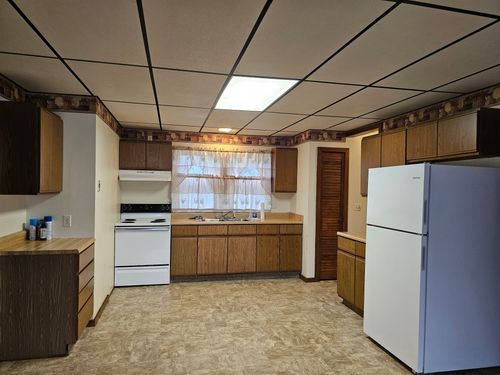 6377 Chard St, Marlette, MI, 48453-1103 | Card Image
