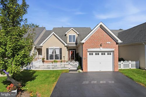 222 Dorchester Dr, SELLERSVILLE, PA, 18960-2893 | Card Image