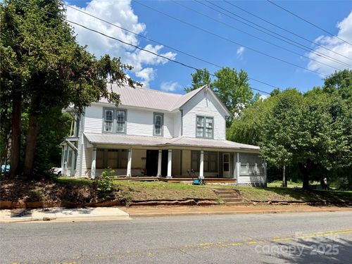 273 E Main Ave, Taylorsville, NC, 28681-2516 | Card Image