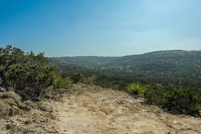 281 Kloster Ln, Home with 3 bedrooms, 2 bathrooms and 20 parking in Blanco TX | Image 35