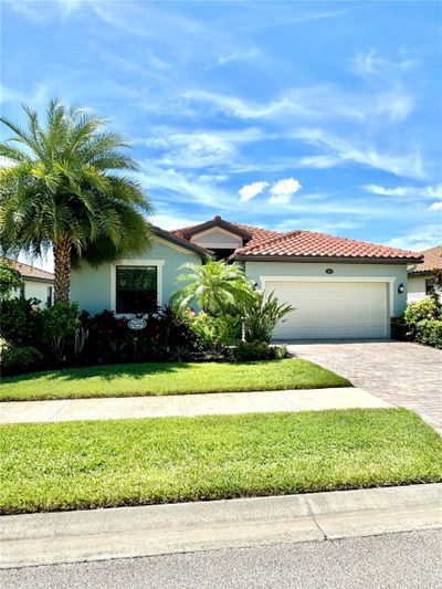 12675 Richezza Drive, House other with 4 bedrooms, 3 bathrooms and null parking in Venice FL | Image 2