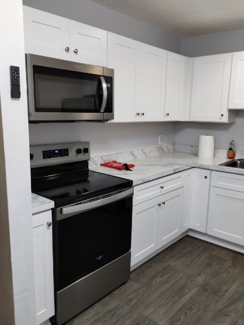 apt-h6-441 Harding Pl, Nashville, TN, 37211-4538 | Card Image