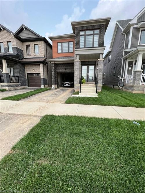 275 Gillespie Dr, Brantford, ON, N3T0W1 | Card Image