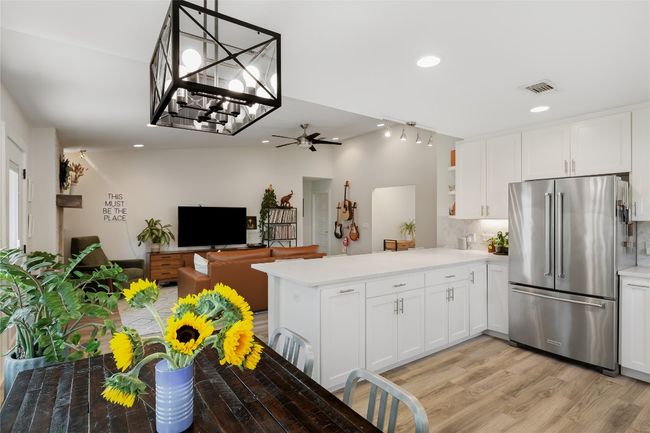 7619 Scenic Brook Dr, House other with 3 bedrooms, 2 bathrooms and 4 parking in Austin TX | Image 23