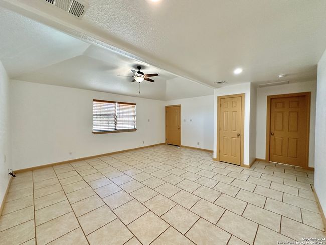 UNIT-2 - 13322 Vivian Ln, Home with 2 bedrooms, 1 bathrooms and null parking in Atascosa TX | Image 5