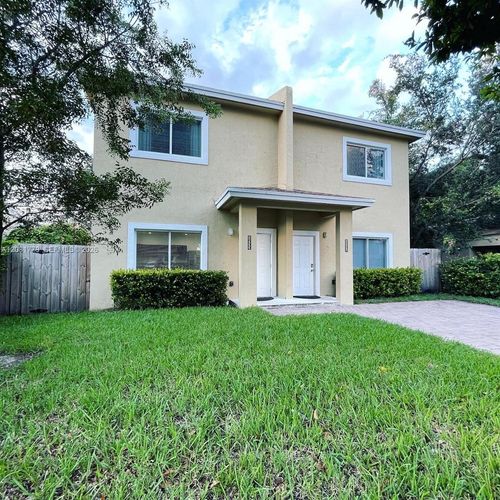 1531-1531 Nw 55th Ter, Miami, FL, 33142-3137 | Card Image