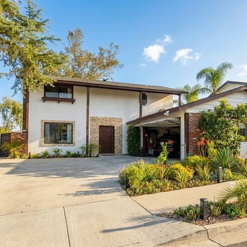26035 Farmfield Rd, Calabasas, CA, 91302-1016 | Card Image