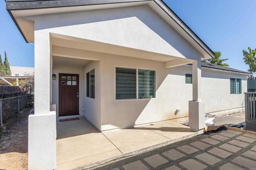 1134 S Orange St, Escondido, CA, 92025-5732 | Card Image