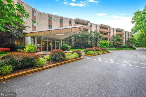 apt-a422-7505 Democracy Blvd, BETHESDA, MD, 20817-1283 | Card Image
