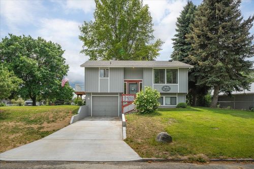 1514 E 4th St, Deer Park, WA, 99006-9019 | Card Image