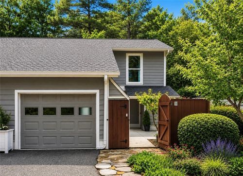 5056-5056 Meadow Ln, Marietta, GA, 30068-4680 | Card Image