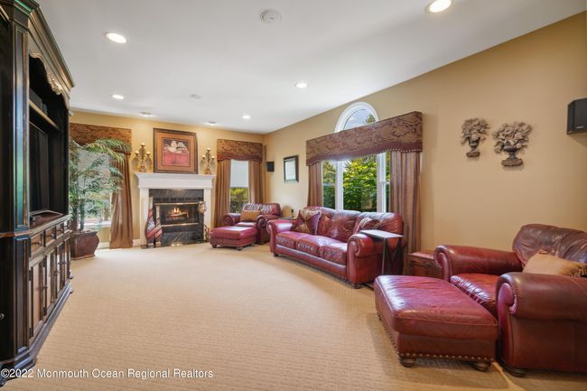 527 Apache Trl, House other with 5 bedrooms, 6 bathrooms and null parking in Morganville NJ | Image 9
