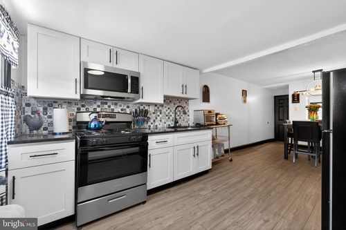 3038 Rosehill St, PHILADELPHIA, PA, 19134-2920 | Card Image
