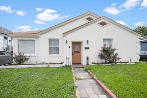 1-8521 Palm St, New Orleans, LA, 70118-3337 | Card Image