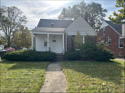 16314 Carlisle St, Detroit, MI, 48205-1410 | Card Image