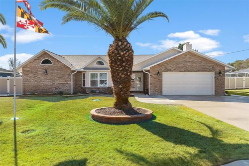 450 Ne 55th St, OCALA, FL, 34479-1677 | Card Image