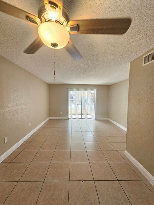 6-1c-4324 Nw 9th Ave, Deerfield Beach, FL, 33064-1758 | Card Image