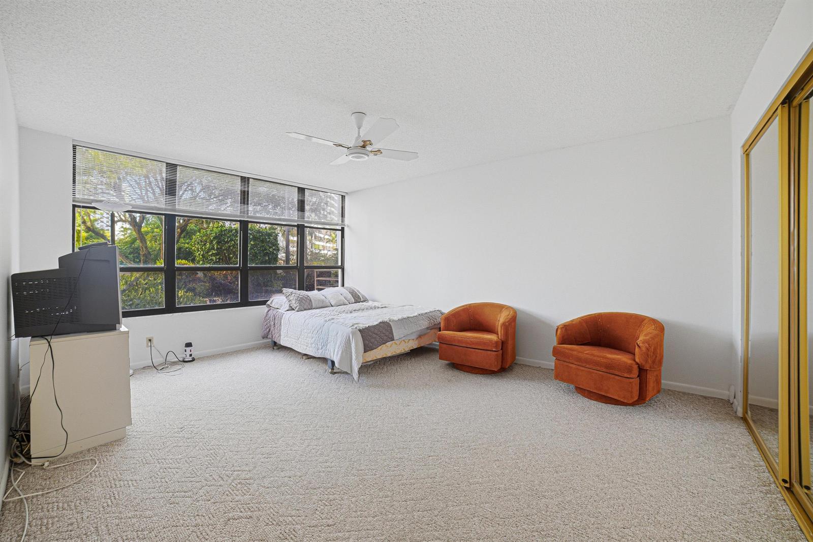 Residential in Hallandale Beach 3