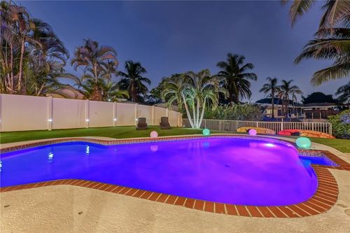 3351 Ne 17th Way, Oakland Park, FL, 33334 | Card Image