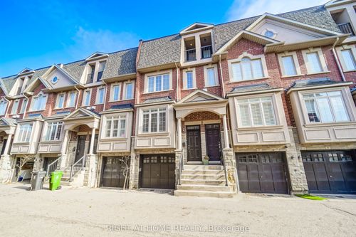 9 Streight Lane, Etobicoke, ON, M9B0A3 | Card Image