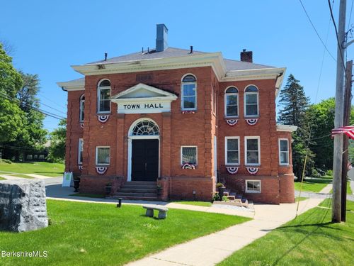 80 Church St, Cheshire, MA, 01225-9657 | Card Image