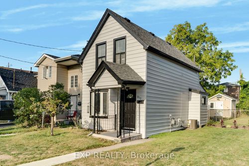 217 Fairfield Ave, Hamilton, ON, L8H5H5 | Card Image