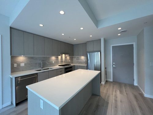 610-625 Cottonwood Ave, Coquitlam, BC, V3J0S6 | Card Image