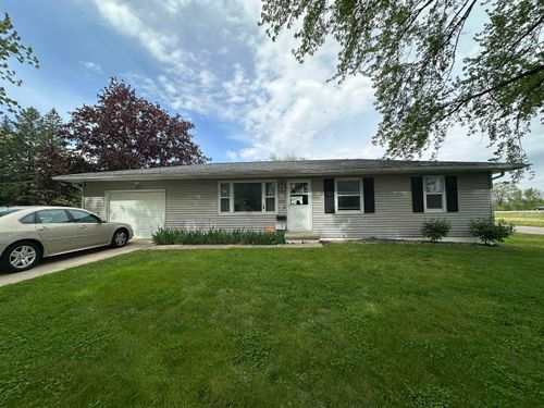 2304 Pelican Road, Waterloo, IA, 50701 | Card Image
