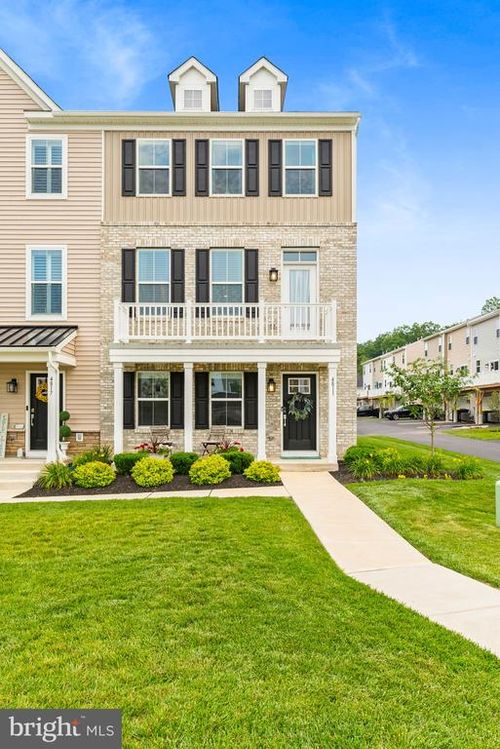 4811 Lincoln Aly, PIPERSVILLE, PA, 18947-1832 | Card Image