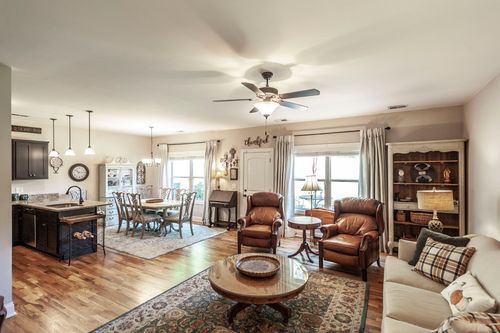 2020 Chadwell Overlook Dr, Madison, TN, 37115-3536 | Card Image