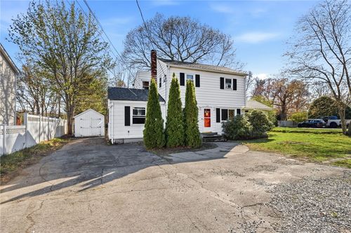25 Pine Swamp Rd, Cumberland, RI, 02864-1001 | Card Image