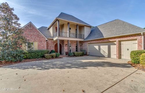107 Northlake Ln, Madison, MS, 39110-5016 | Card Image